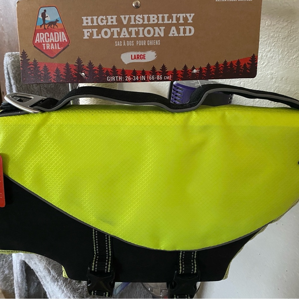Arcadia Yellow and Black Bag with Durable Material and Sleek Design